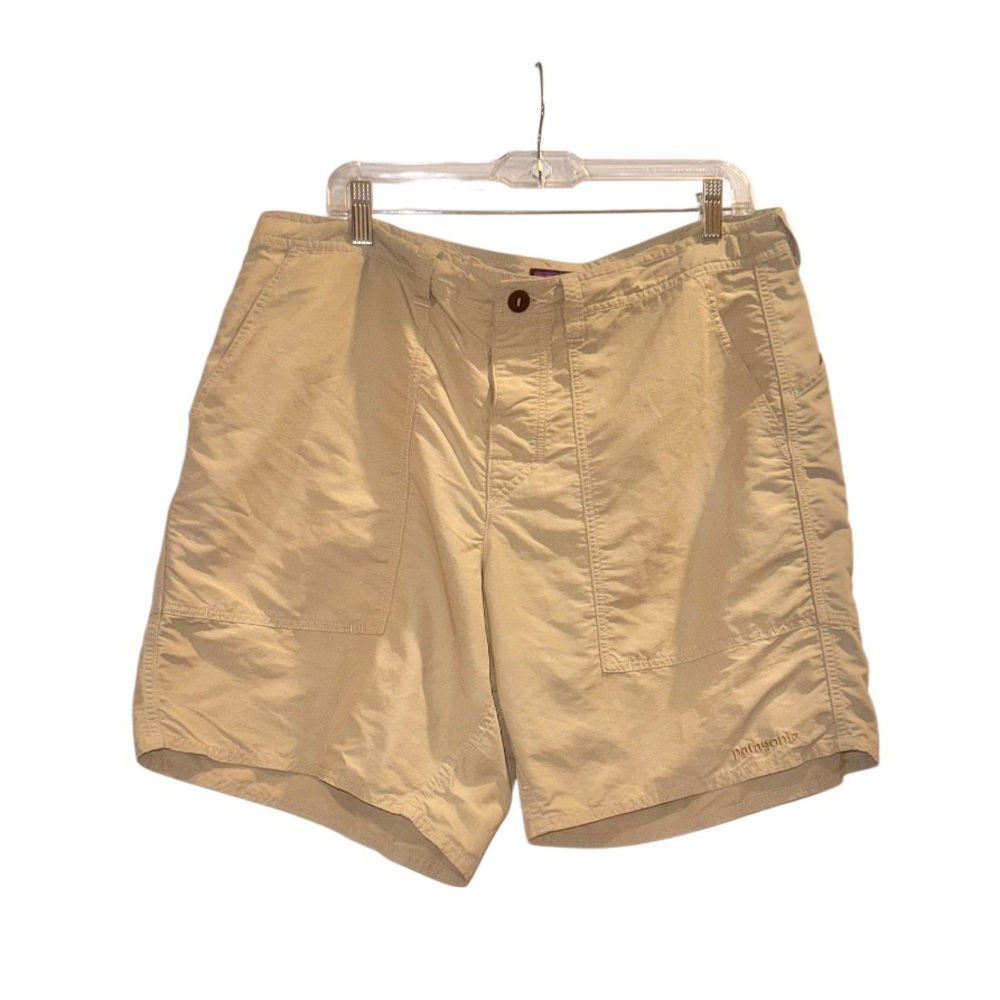 Patagonia MEN’s nylon hiking tan shorts size 36